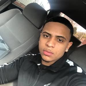 Meet your Posher, Yerlis